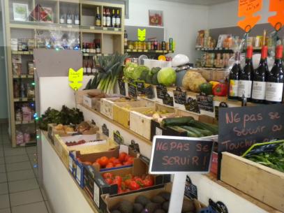 A vendre en centre ville epicerie cr�merie axe tr�s fr�quent�

