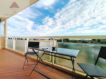 HYERES - TYPE 3 TERRASSE - DERNIER ETAGE
