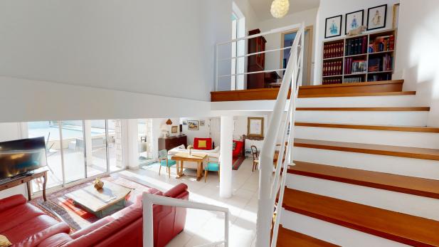 �SUPERBE MAISON DE QUALITE A 750 M DE LA PLAGE DU CHAY
