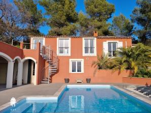 VILLA CONTEMPORAINE SUR LES HAUTEURS 
