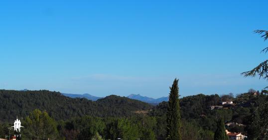 MAISON 185 M� TRANS EN PROVENCE
