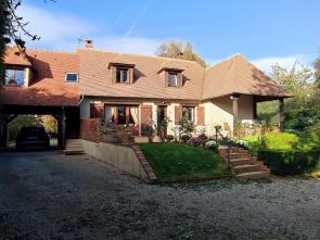 A vendre, Pont -l'Ev�que ( Calvados ) , maison , 145 m2 habitables , 7 pi�ces , 4 chambres , te