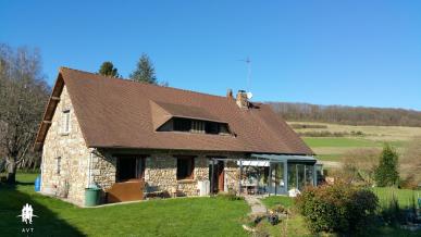 A vendre ,  Les Andelys ( 27700 ) , maison  206 m2  habitables , 9 pi�ces , 5 chambres , terrain 400