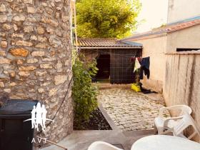 Maison 3 �tages 7 chambres centre chateauneuf/Chte
