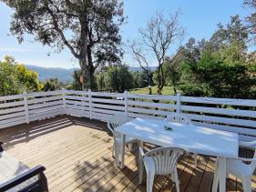 Chalet en bordure de domaine
