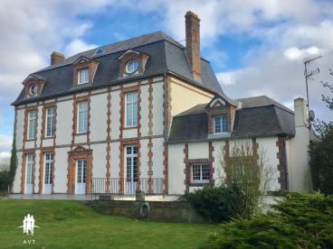 A vendre , manoir , proche Breteuil -sur Iton , Eure ,  329 m2 hab. , 10  pi�ces , 5 chambres , terr