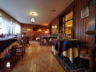 Tr�s beau restaurant � reprendre
