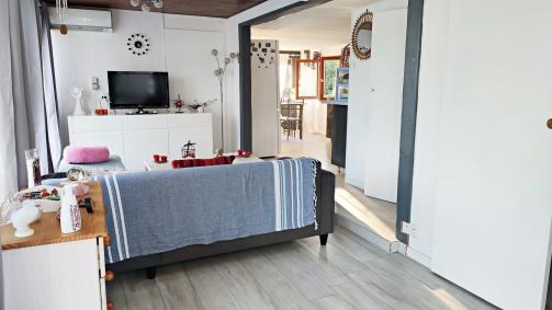 Chalet dans domaine ouvetrt � l'ann�e
