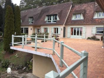 A vendre , propri�t� , Chaufour les Bonni�res  ( 78270 ) ,   315 m2 habitables , 11  pi�ces , 5 cham