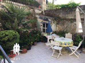 Maison de ville avec jardin/garage 5 chambres
