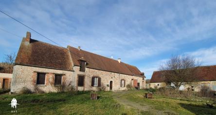 CORPS  DE FERME

