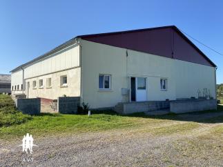 BATIMENT AGRICOLE 350 M� HANGAR 600 M� TERRAIN 6800 M�
