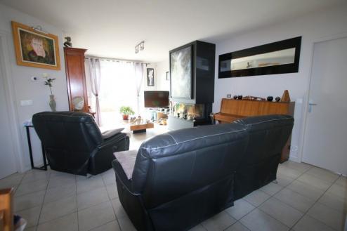 MERIGNAC maison T4
