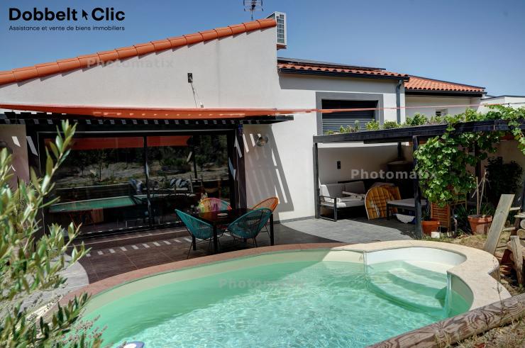 Maison moderne de 100m� et 505m� de terrain - Trouillas