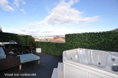 T5 avec ROOFTOP de 133 m� � Toulouse/Saint Martin du Touch � vendre

