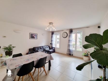 APPARTEMENT CENTRE VILLE
