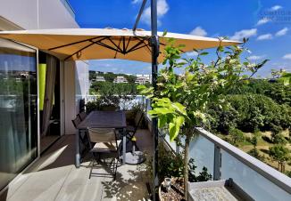 A MONTPELLIER - HERAULT (34) - Appartement T-4 + terrasse + garage
