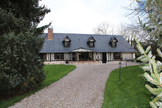 Dpt Eure (27) � vendre proche Rouen maison P6 146 m2 sur terrain 2500 m2

