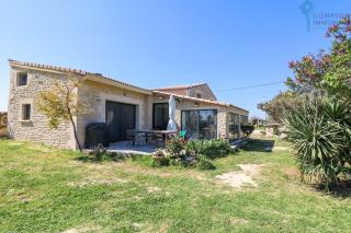 A Vendre GARD (30) - Propri�t� �questre avec piscine entre N�mes et Uz�s

