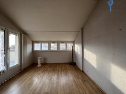 GARD (30) - N�mes - � VENDRE, appartement T4 quartier les 7 collines 
