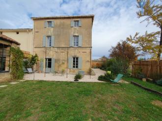 A Vendre GARD (30) - Sublime maison de ma�tre P10 avec terrain arbor� � Bagnols sur C�ze
