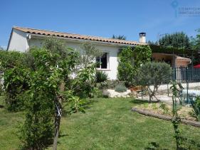 A Vendre GARD(30) - Villa plain pied avec piscine et garage proche Uz�s
