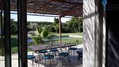 EYGALIERES (13)  A VENDRE MAS 245M� PISCINE, TERRAIN 3 HA
