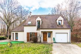 DEPT EURE et LOIRE (28)  BOUTIGNY PROUAIS + A vendre maison individuelle 235 m�
