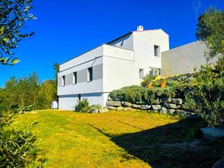 DEPT 30 proche Ales villa avec vue panoramique T4/5 Terrain 643m2 GGE 
