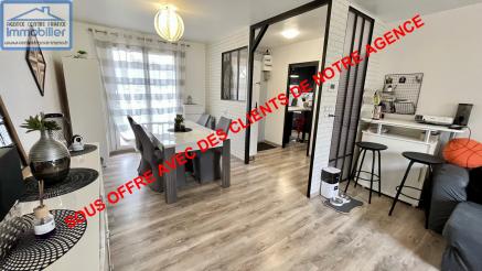 Maison de plain-pied avec 3 chambres en excellent �tat � BOURGES.
