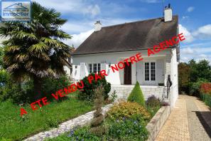 Maison de 4/5 pi�ces avec jardin et sous-sol
