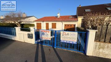 Maison de plain-pied de 4 pi�ces avec garage et jardin
