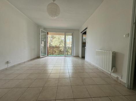 T1 de 26 m avec terrasse et parking Plan des 4 Seigneurs
