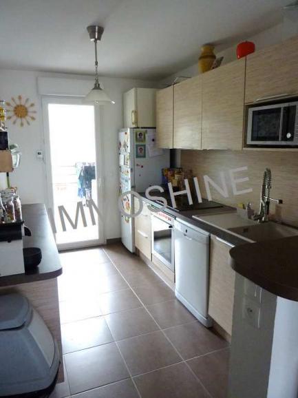 4 pi�ces dans petite r�sidence neuve avec double garage
