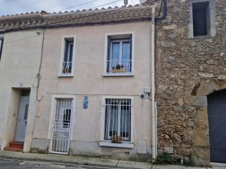 MAISON DE VILLAGE EN PIERRE 2 FACES DE TYPE 3 AVEC JARDINET SANS VIS A VIS

