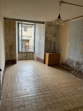 Maison R+2 de 150 m� � r�nover
