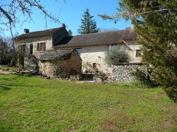 Maison en pierre magnifiquement r�nov�e - Proche de Martiel
