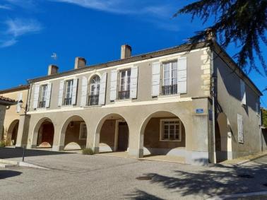 Maison de Ma�tre, Apart et Maison � r�nover!
