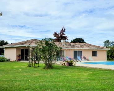 Maison de campagne de 266 m de surface utile
