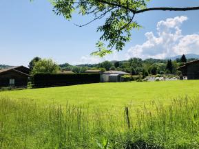 Montjoie en Couserans: Terrain constructible de 800m� sur 1435m�

