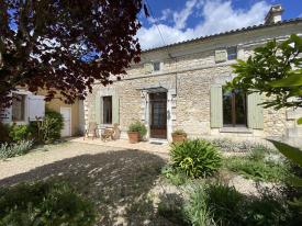 MAISON DE CARACTERE
