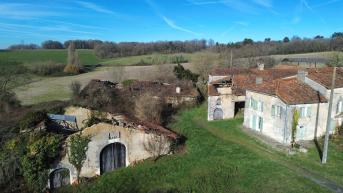 MAISON A RENOVER
