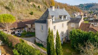 Magnifique Ch�teau au coeur de la ville
