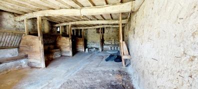 CORPS DE FERME A 20MN DE FOIX
