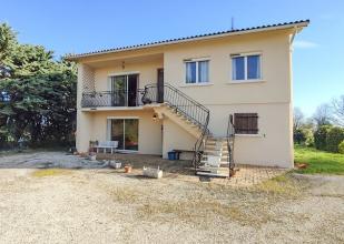 Charmante petite maison � rafraichir
