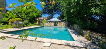 Magnifique Propri�t� des Ann�es 1850 en Pleine Nature Occitane.
