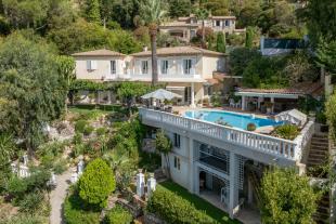 Grande villa  n�o-proven�ale - vue mer f�erique
