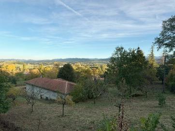 Maison individuelle de 209m sur une parcelle de 6000m
