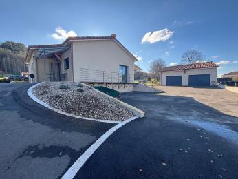 Douelle - Proche centre
