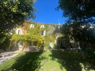 Un Ecrin de Srenit  30 Minutes d'Avignon!

